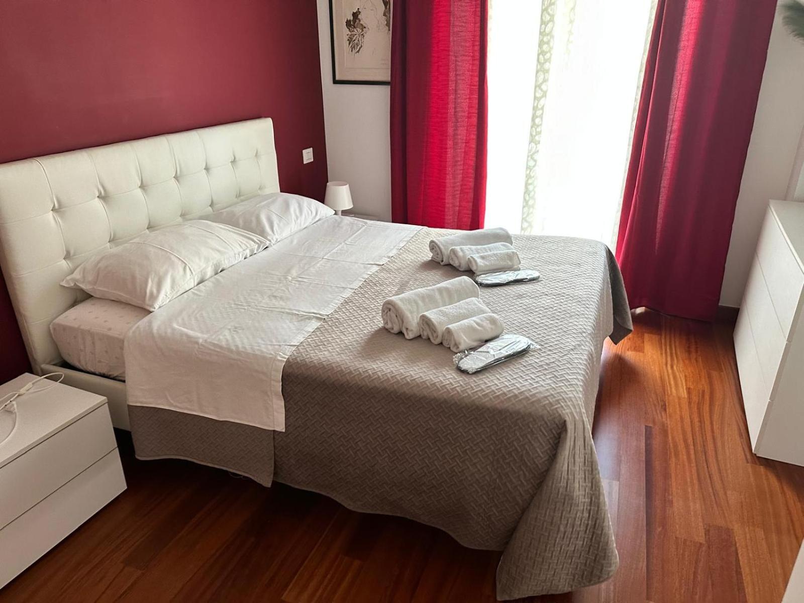 Lucens Domus Appartamento Roma Quartiere Trieste - Vicino Metro B1 - Buitenkant foto