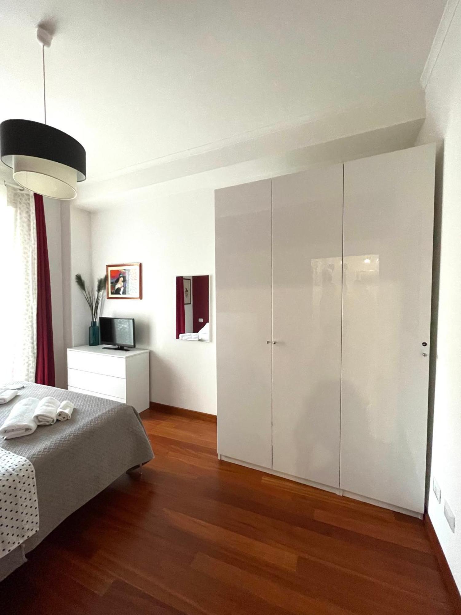 Lucens Domus Appartamento Roma Quartiere Trieste - Vicino Metro B1 - Buitenkant foto